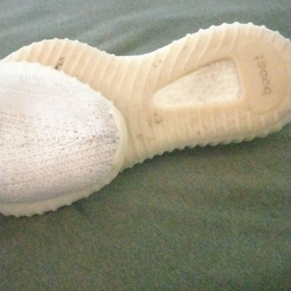 Yeezy boost - Picture 3 of 3